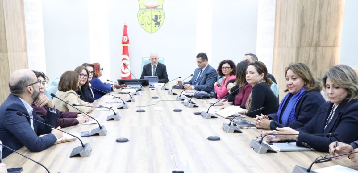 الصحة النفسية: من التشخيص إلى التنفيذ