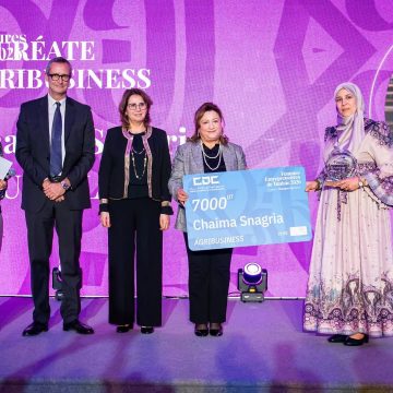 سفارة إيطاليا بتونس تتوج شيماء سناقريّة بجائزة Agribusiness