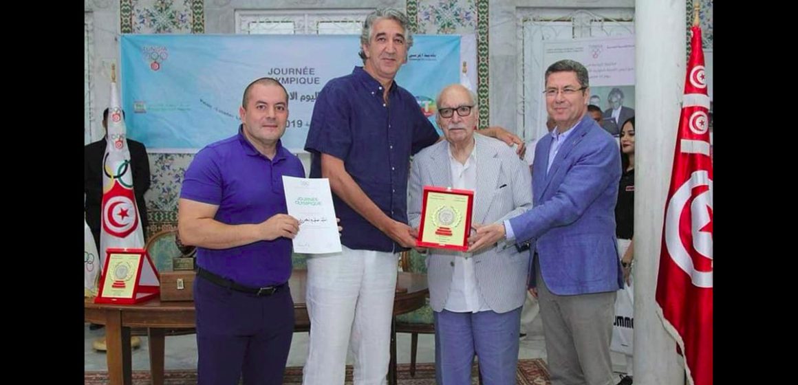 00 اللجنة الأولمبية تنعى الد. سليم المحرزي، أحد أبرز لاعبي الكرة الطائرة الأولمبيين بمستقبل المرسى…