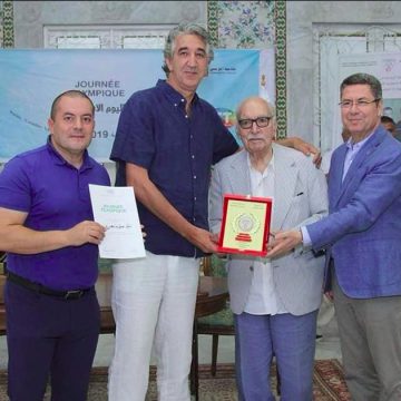 00 اللجنة الأولمبية تنعى الد. سليم المحرزي، أحد أبرز لاعبي الكرة الطائرة الأولمبيين بمستقبل المرسى…