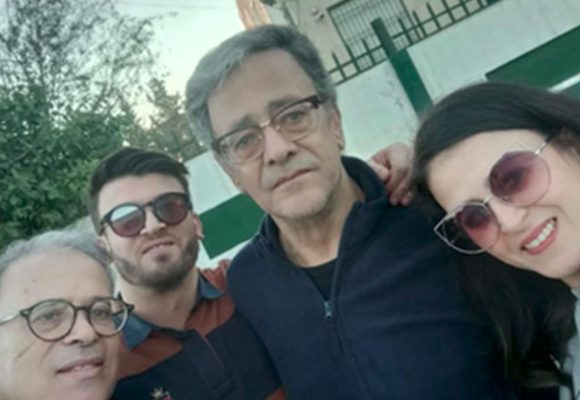 أولى لحظات مغادرة الأستاذ أحمد صواب مركز الحرس بطبربة (فيديو)