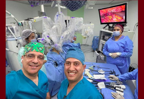 ️بالجراحة الروبوتية لأوّل مرّة عمليّة استئصال رحم بكفاءات تونسية 100%