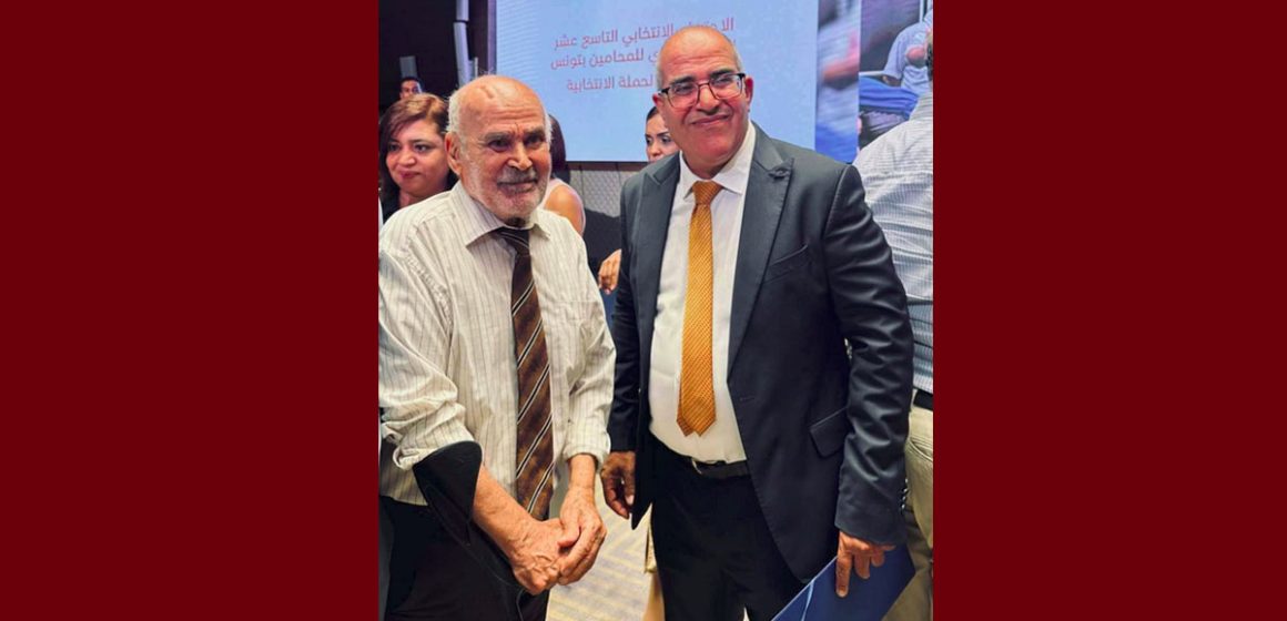 الأستاذ الكريشي: “حين تُكرِّم المحاماة أحد ضمائرها البشير الصيد…”