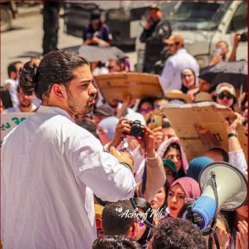 تقاعس و تسويف حول تكريم الفقيد جاد الهنشيري، الأطباء الشبان يحتجون…