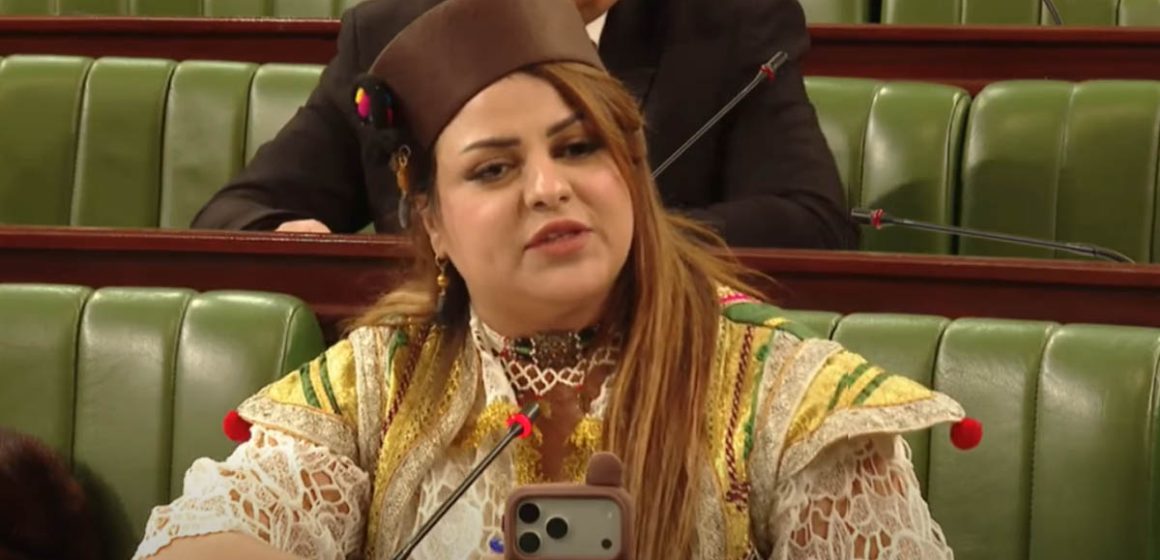 النائب المرابط تسأل عن وزير التجارة حول وضعية شركة اللحوم بالوردية