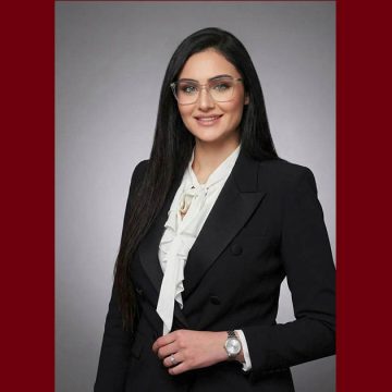 تقديرا لأبحاثها المتميزة، تتويج الد. داليا العش بجائزة “النجم الصاعد”