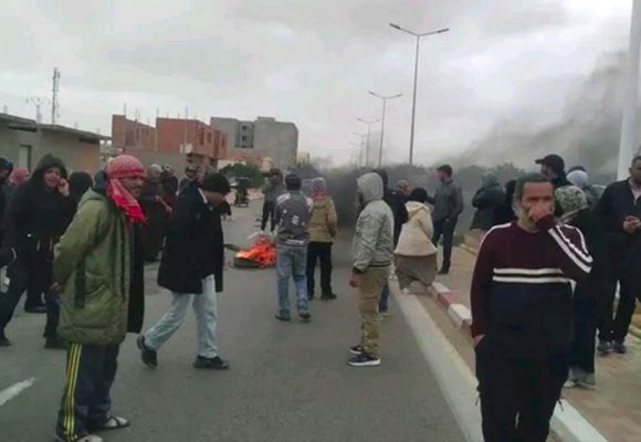 تطاوين/ حركة حق تُندد بعجز السلط في التعاطي الميداني مع الاحتجاجات