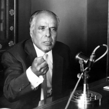 تهنئة الدستوري الحر بعيد الفطر والاعلان عن اجتماع عوضا عن الاحتفال بعيد الاستقلال (الأسباب)