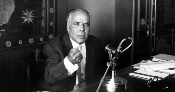 تهنئة الدستوري الحر بعيد الفطر والاعلان عن اجتماع عوضا عن الاحتفال بعيد الاستقلال (الأسباب)