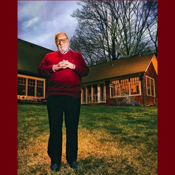 السينمائي الأمريكي بول شرادر يعلن عن تراجعه عن دعم إسرائيل