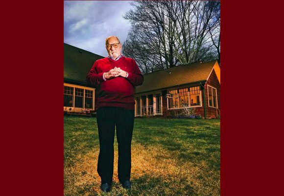 السينمائي الأمريكي بول شرادر يعلن عن تراجعه عن دعم إسرائيل