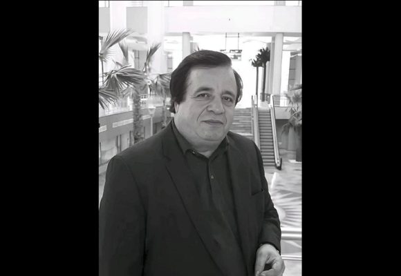 وزارة الثقافة تنعى الفنان المطرب وعازف الكمان أحمد داود