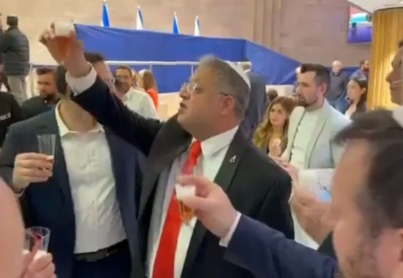 الأمم المتحدة لحقوق الإنسان تدعو اسرائيل لإلغاء قانون اعدام أسرى الفلسطينيين