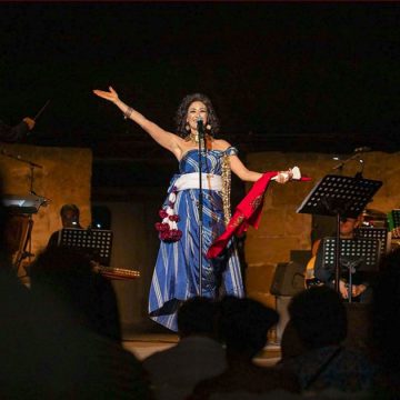 ليالي رمضان بالمكنين: سهرة الأحد مع لبنى نعمان (ومضة من جينيريك الخطيفة)