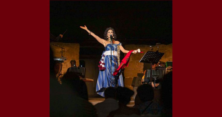 لبنى نعمان ليالي رمضان بالمكنين: سهرة الأحد مع لبنى نعمان (ومضة من جينيريك الخطيفة)