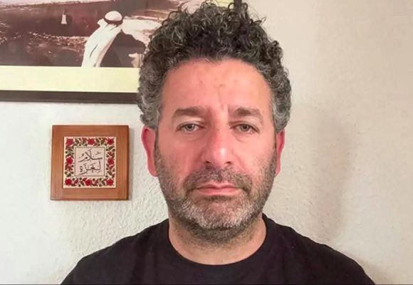 الأستاذ العيساوي يؤكد ترحيل فلسطيني قيل أنه تطاول على أمنيي تونس