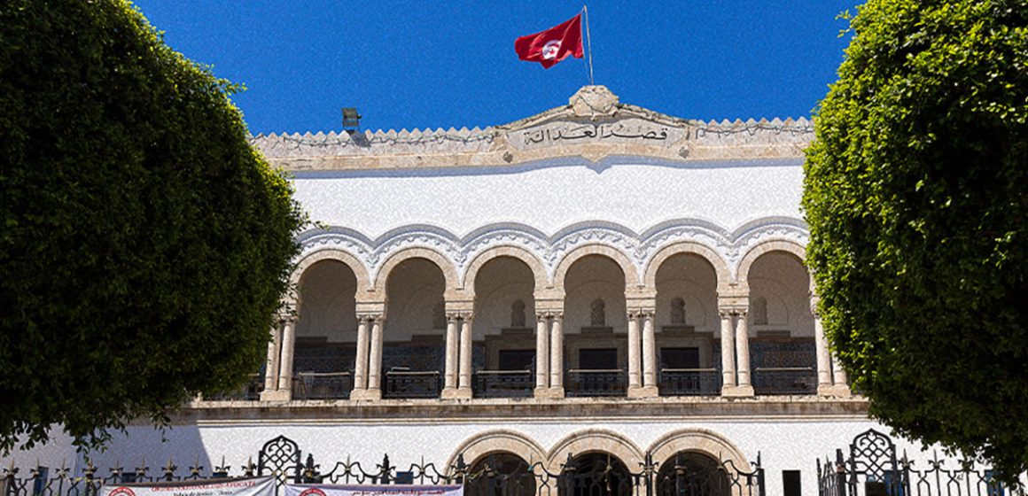 هيئة المحامين تدعو إلى الكف عن استعمال الإجراءات الجبائية والقضائية كوسيلة ضغط على منظوريها