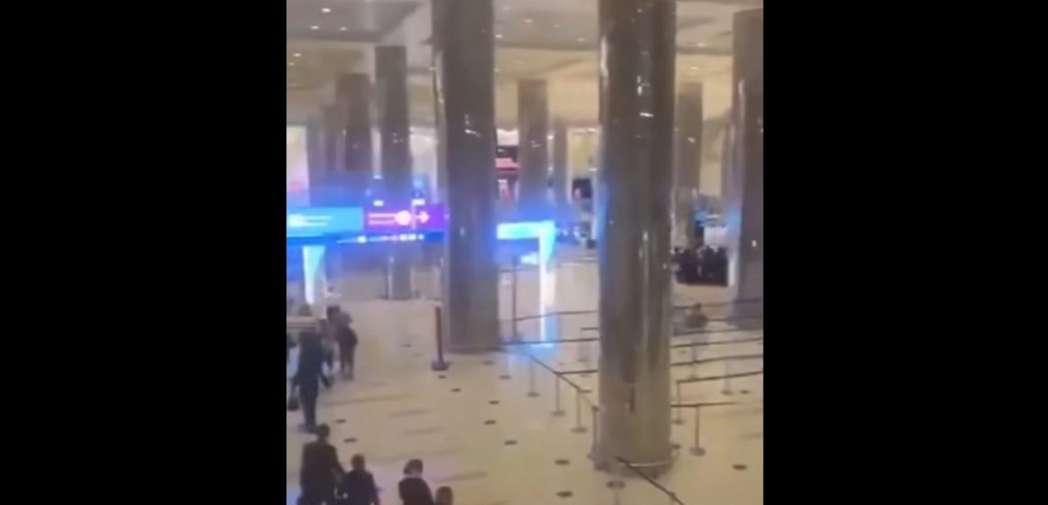 بلاغ الطيران الإماراتي للمسافرين المتضررين و العالقين بسبب الهجمات الايرانية