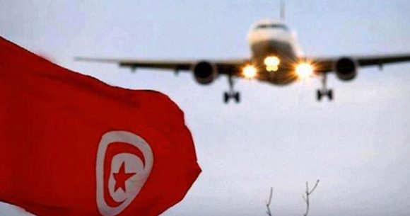 بعد اجلائهم من لبنان وصول 14 تونسيا إلى مطار قرطاج على متن طائرة أردنية