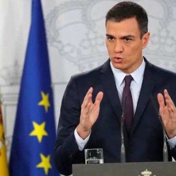 مجزرة لبنان: بيدرو سانشيز يطالب الاتحاد الأوروبي بتعليق كل شراكة مع إسرائيل