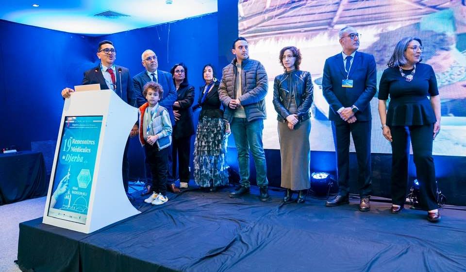 ألبوم من جربة: الأطباء يكرمون عائلتي الفقيدين الد. الهرابي و الد. القلال