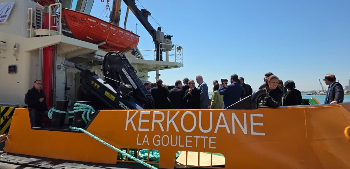 في ميناء حلق الوادي: الوكالة الفرنسية للتنمية تسلم القاطرة السادسة والأخيرة للOMMP