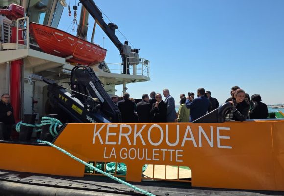 في ميناء حلق الوادي: الوكالة الفرنسية للتنمية تسلم القاطرة السادسة والأخيرة للOMMP