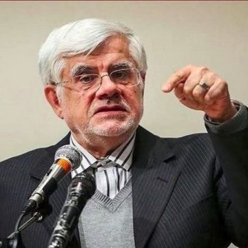 محمد رضا عارف يوجه رسالة تحذيرية لترمب الذي “يهدد بإعادة ايران الى العصر الحجري”