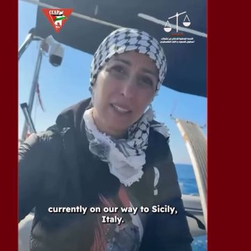 قبل وصول اسطول الصمود 2 إلى سيسيليا، صفاء الشابي تعبر عن أسفها لغياب تونس…