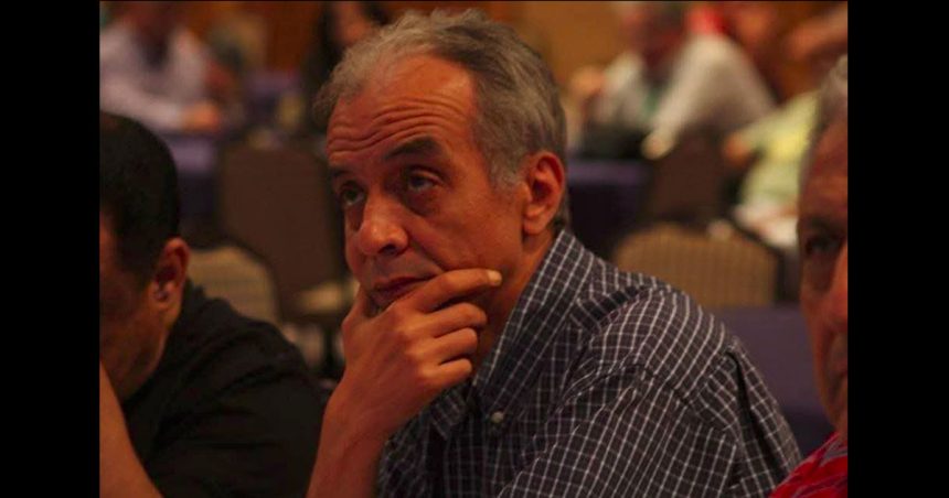 عبد الحكيم بلقايد لطفي بوشناق ينعى عبد الحكيم بلقايد