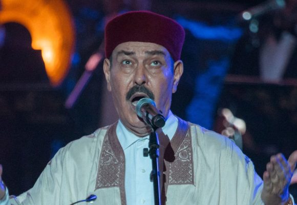 الشاعر علي الورتاني يرد حملة تشكيك في وطنية الفنان لطفي بوشناق !