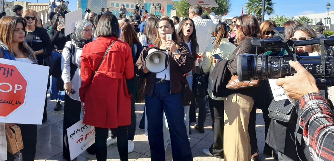 الإعلام التونسي بين مطرقة الرداءة وسندان البقاء