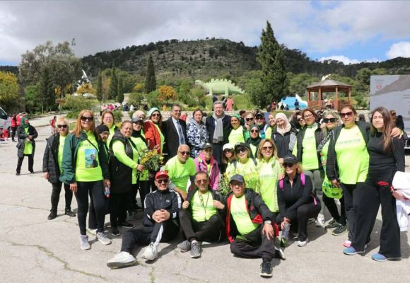 اليوم العالمي للرياضة بأريانة: منتزه النحلي برياض الأندلس يحتضن تظاهرة بيئية رياضية