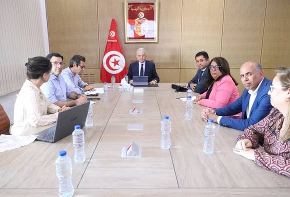 الأمراض السارية و المخابر: تونس تعزّز اليقظة والبحث والتكوين