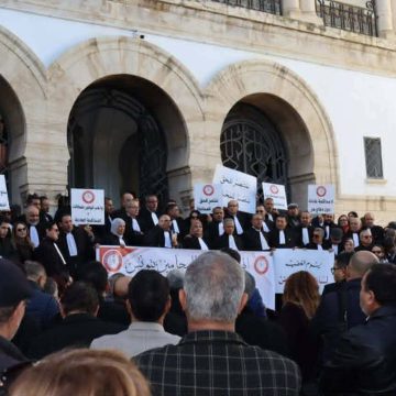 عمادة المحامين تعلم رؤساء فروعها الجهوية بترتيبات التحركات الاحتجاحية