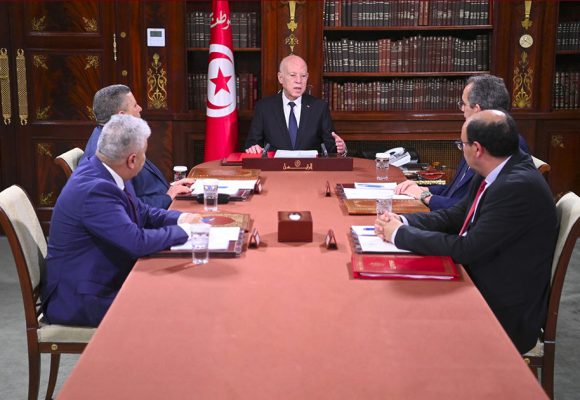 قرطاج: الرئيس يسدي تعليماته بضرورة الاستعداد الجيّد للامتحانات