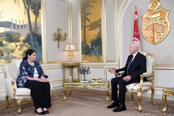 الرئيس يهنىء مليكة حدادي نائبة رئيس مفوضية الإتحاد الإفريقي و الجزائر عبر هذا النجاح