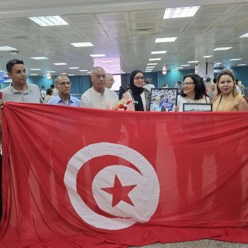 استقبال يليق بالبطلة مروى بوزياني، الأولى بستوكهولم في سباق 3000م استقبال يليق بالبطلة مروى بوزياني، الأولى بستوكهولم في سباق 3000م