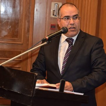 العميد بالثابت يرحب بالمحاميات و المحامين الناجحين في التكوين