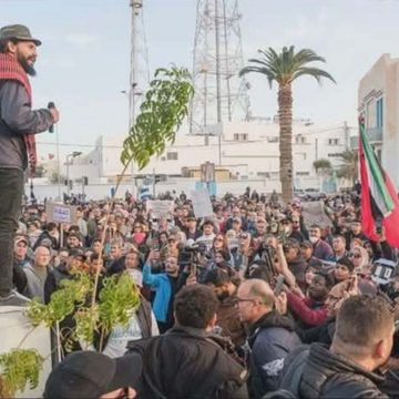 قابس/ Stop Pollution تعلق و تدعو: دبية و 12 من رفاقه مجددا امام المحكمة الإبتدائية