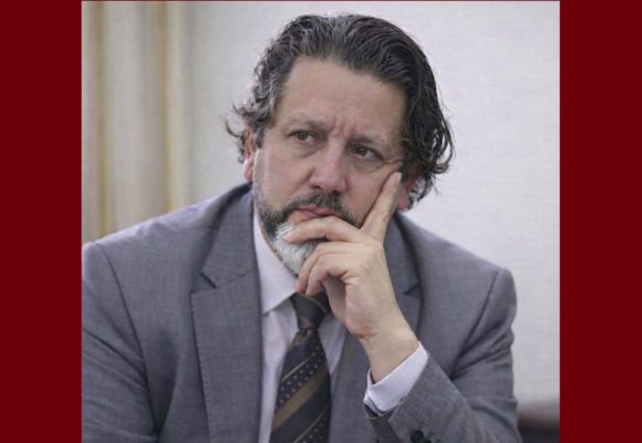 قضايا فساد مالي، تنفيذ بطاقة ايداع بالسجن ضد المحامي و الكاتب خالد الكريشي