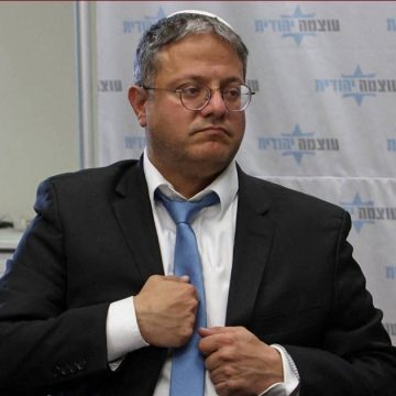 بن غفير قام بالتنكيل بنشطاء أسطول الصمود، ايطاليا تفتح تحقيقا ضد بن غفير