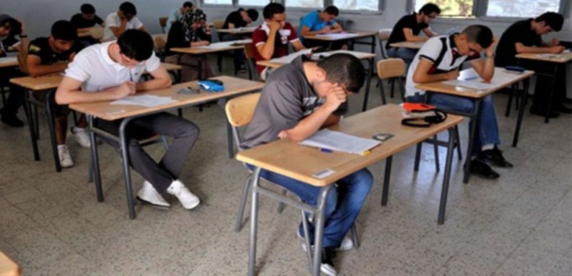 نبيل بن حسين: تنشط بين ولايتي المنستير و سيدي بوزيد، الكشف عن شبكة مختصة في الغش في الباك