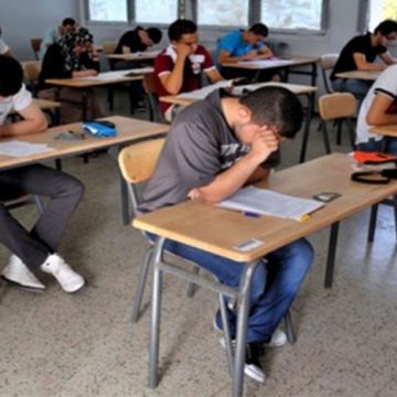 الباكالوريا نبيل بن حسين: تنشط بين ولايتي المنستير و سيدي بوزيد، الكشف عن شبكة مختصة في الغش في الباك