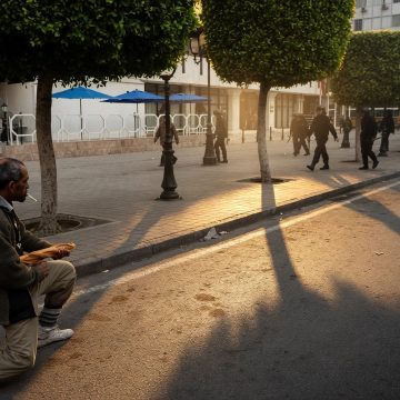 ثورة فاهم بوكدوس ينعى عبد الجليل حمدي: “وداعًا يا رجل الخبز…”