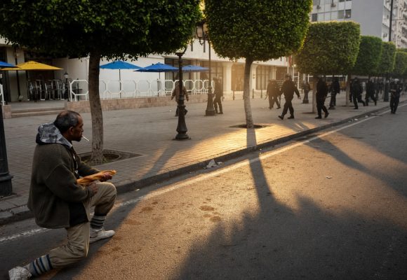 فاهم بوكدوس ينعى عبد الجليل حمدي: “وداعًا يا رجل الخبز…”