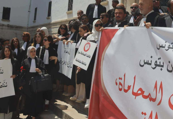 عمادة المحامين فرع تونس تعلم منظوريها بتاريخ تقديم اعلامات النيابة في قضية تهم القطاع