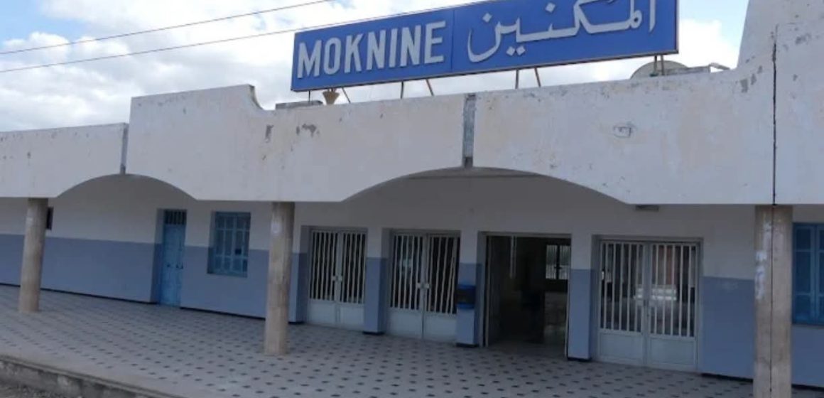 والي المنستير يعاين وضعية محطة القطار بالمكنين والي المنستير يعاين وضعية محطة القطار بالمكنين