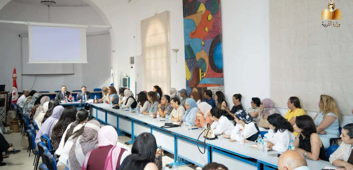 وزير التربية يشرف على اللقاءً الوطنيً مع الأخصائيين النفسانيين التربويين