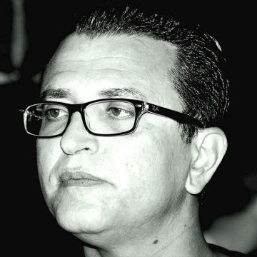 رغم تراجع الشاكي، الإستئناف يقضي بسجن الأستاذ العويني صاحب مقولة “بن علي هرب” لمدة عام (فيديو)